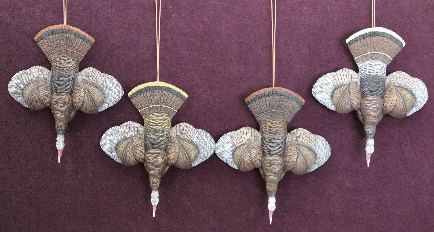 Miniature Wild Turkey Carved Hanging Ornament💋