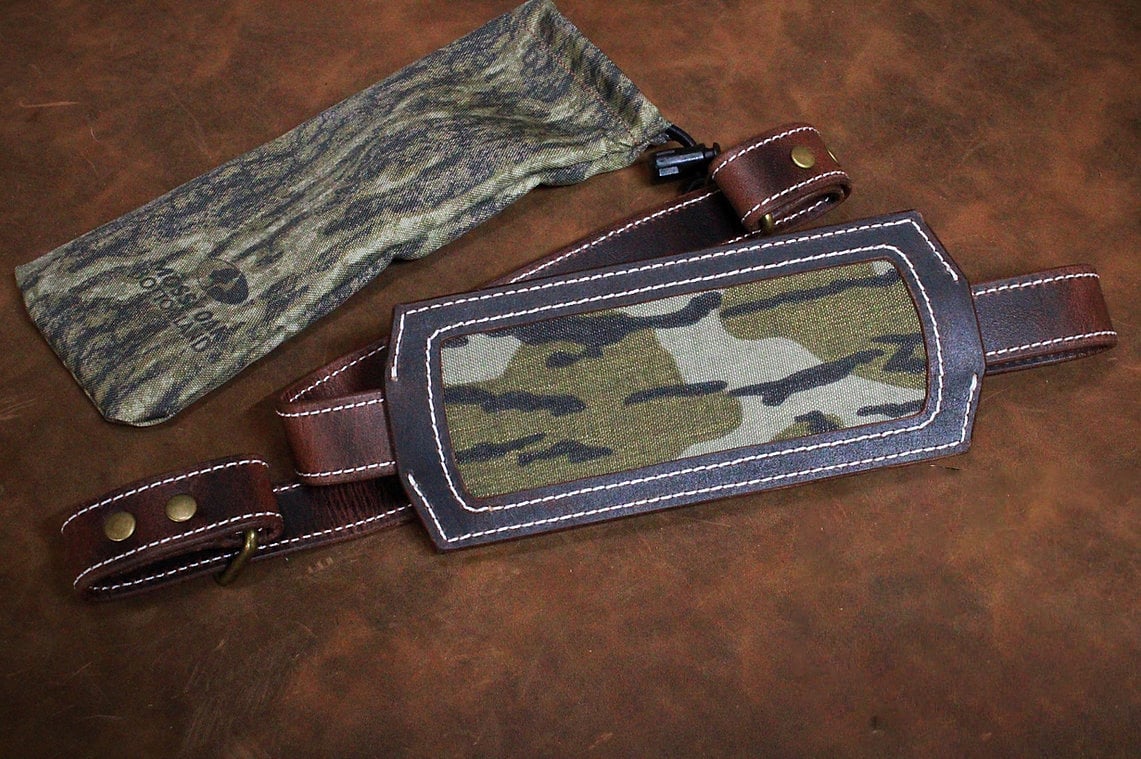 🎯🦃 Leather wild turkey toter sling with vintage turkey stamp engraving💋
