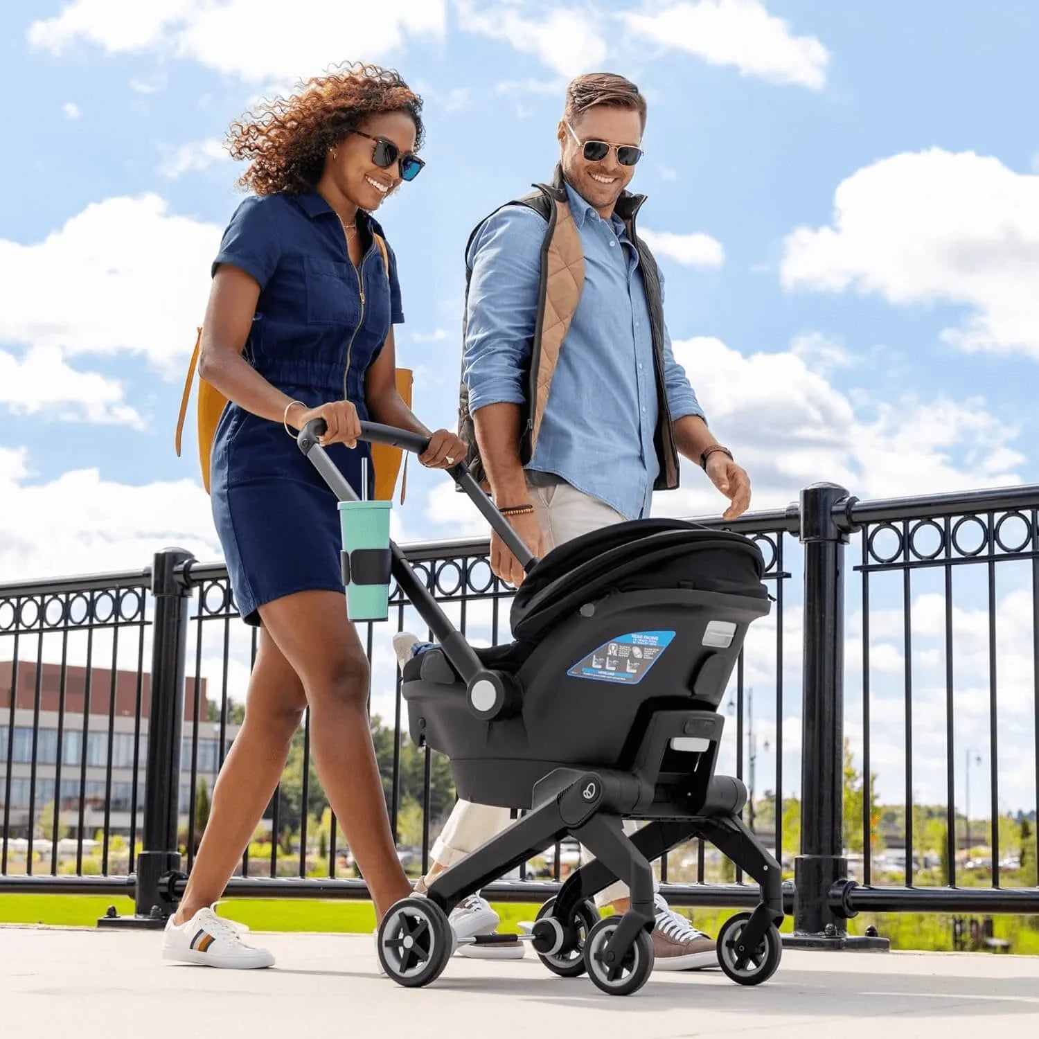 Convertible Car Seat & Stroller Combo – Safe, Easy & Convenient💋