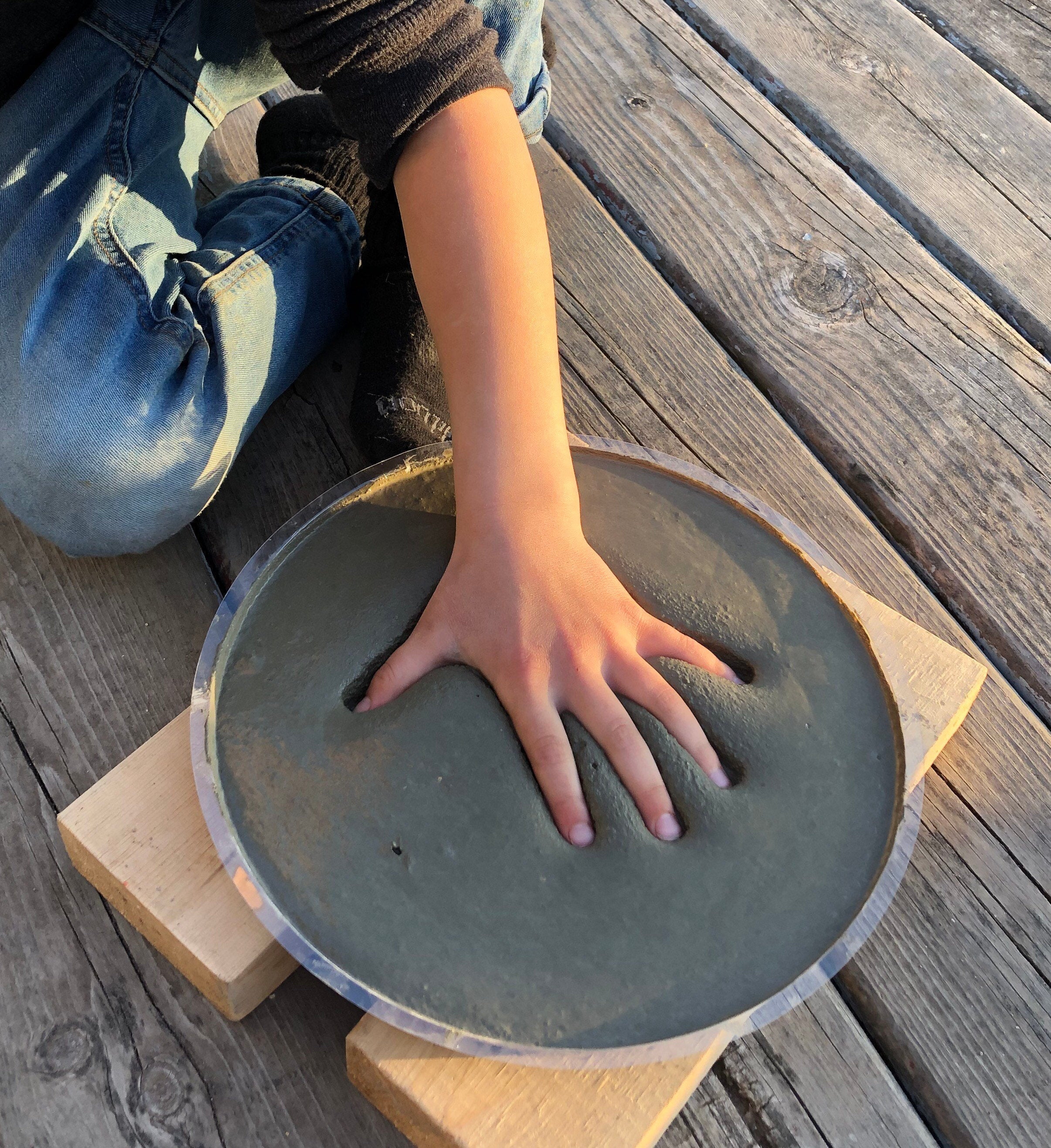 DIY Handprint & Footprint Stepping Stone Kit — Create Personalized Keepsakes & Garden Decor💋